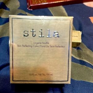Brand new Stila bundle